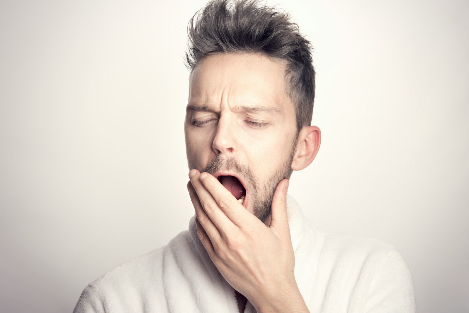 How to Manage Sleep Deprivation as a New Parent
